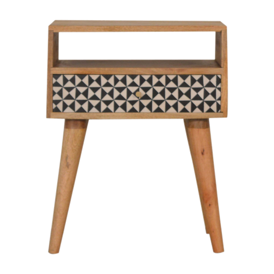 Rafina Bedside