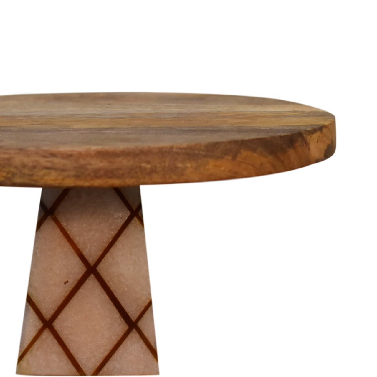 Oak-Style Resin Cake Stand